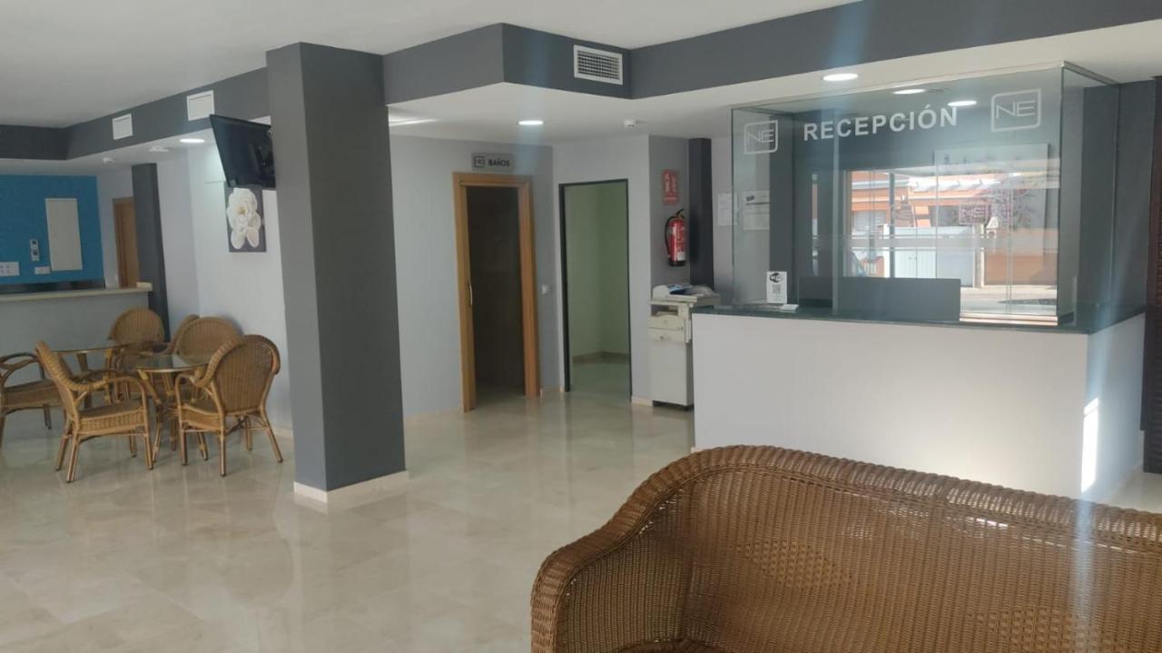 Hotel Nuevo Espartinas Exteriér fotografie